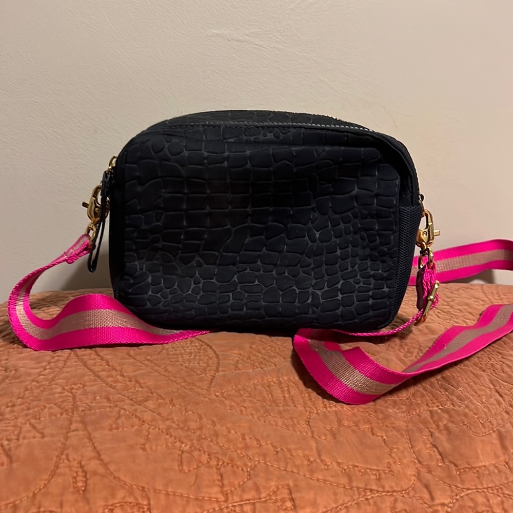 Stella and Dot Navy Crush It Crossbody Camera Bag with additional strap